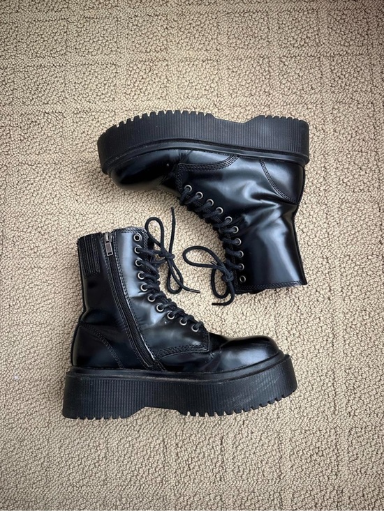 Jeffrey Campbell Shoes - Jeffrey Campbell Black Platform Lace-Up Combat Boots